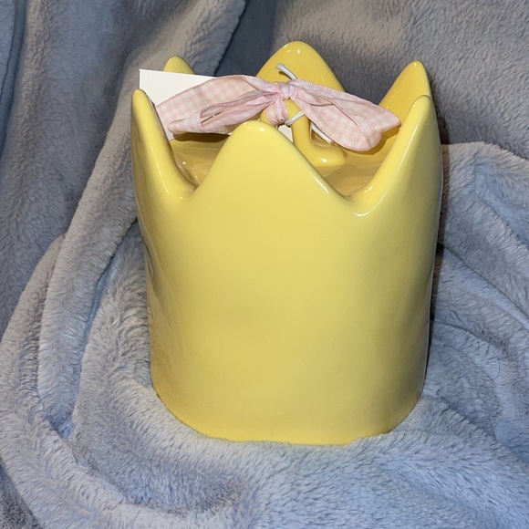 COPY - Rae Dunn “Majestic” Crown Birdhouse - So Cool!! - Picture 3 of 7